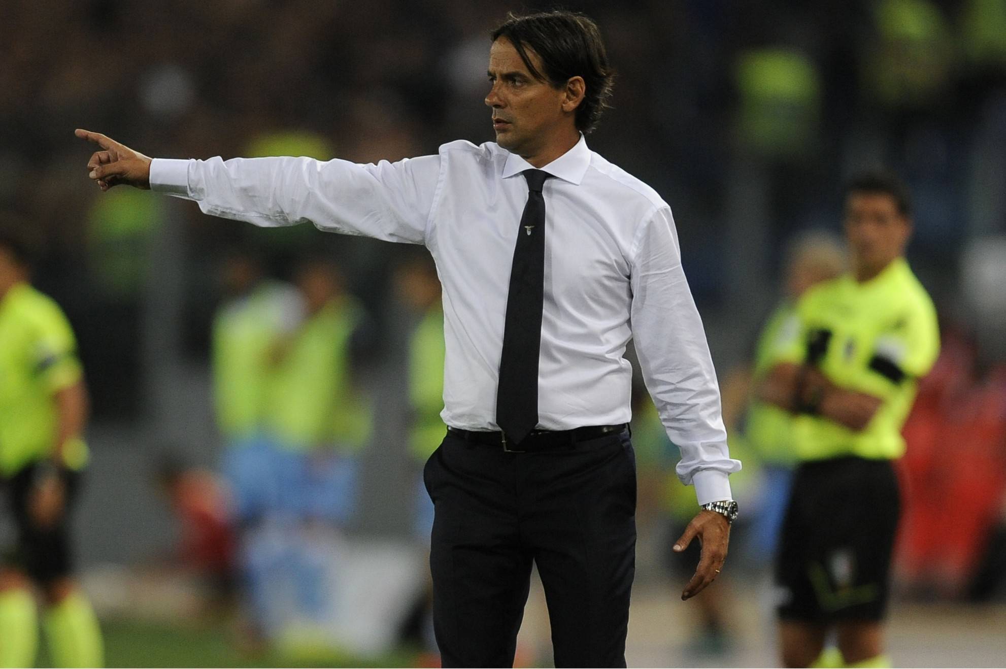 广东有意餐饮管理画册设计案例